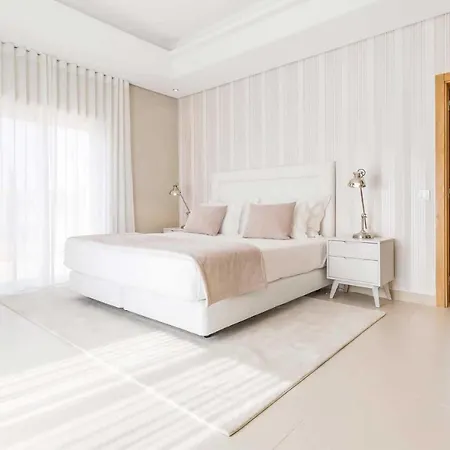Vale Formoso Sleeps 8 Pool Air Con Wifi